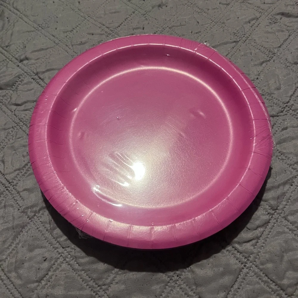 Pink Disposable Party Plates - Pack of Paper Dinner Plates